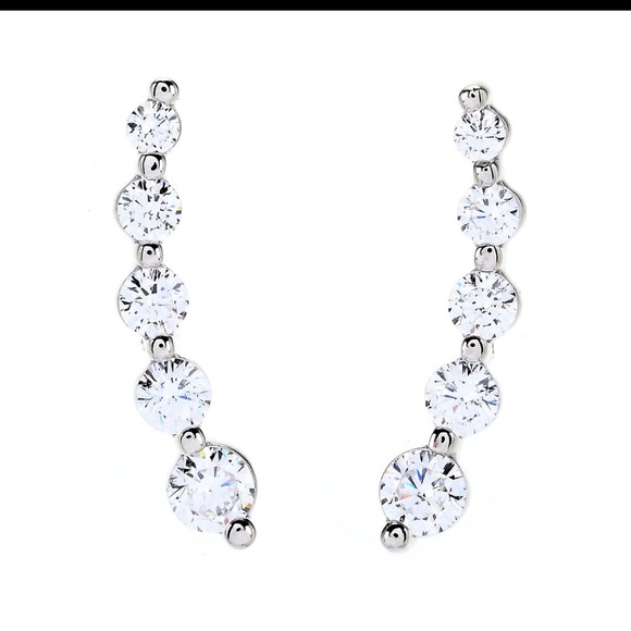 Victoria Wieck for Brilliante Simulated Diamond Crawler Earrings. Sold out - Picture 1 of 4